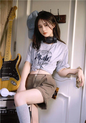 精品一卡2卡3卡4卡仙踪解锁版截图1