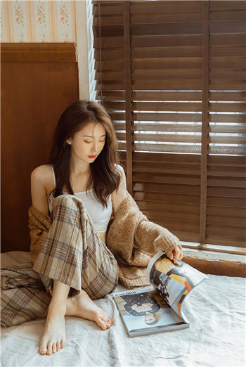 草莓视频.APP深夜释放自己截图4